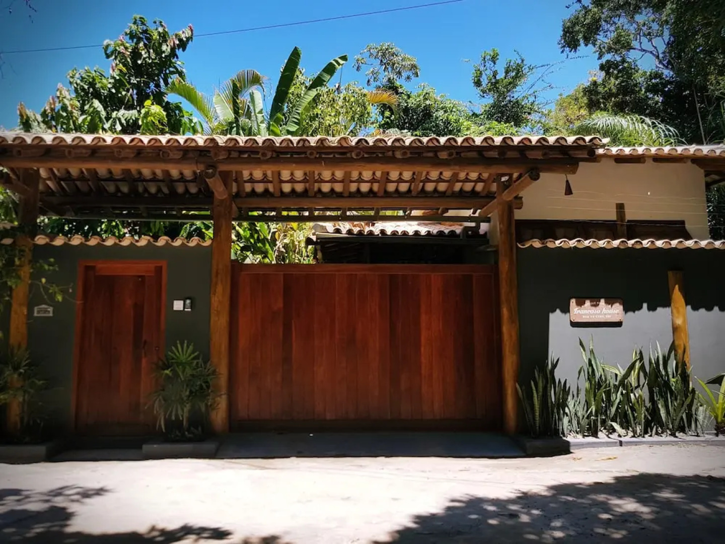 Biribandos Rooms by Trancoso House