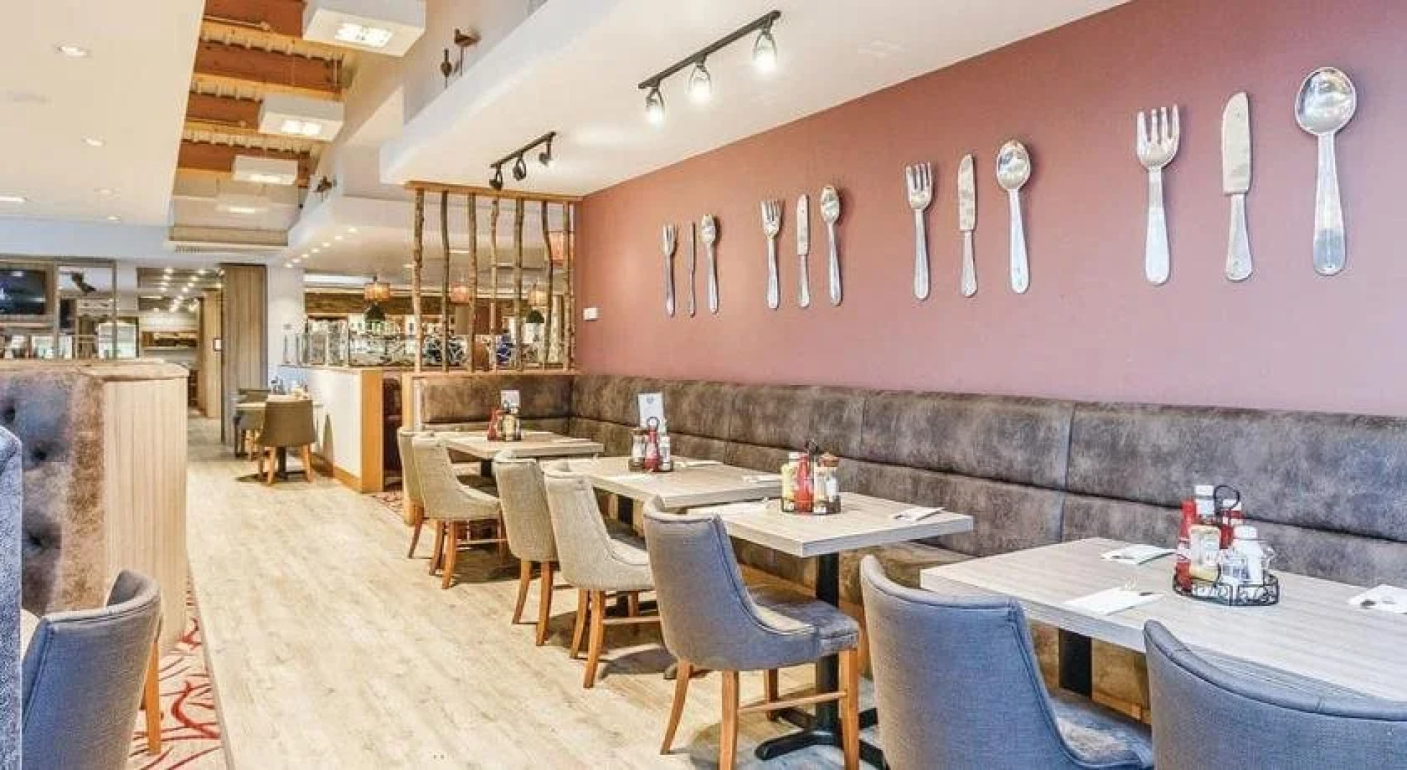 Cheddar Woods Resort and Spa