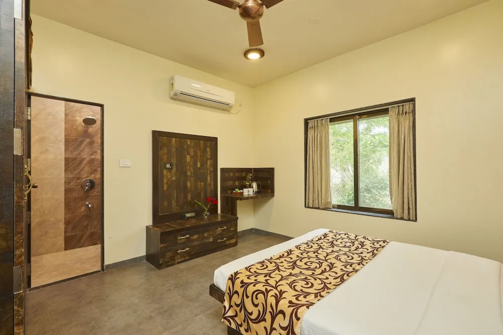 Grape County Resort
