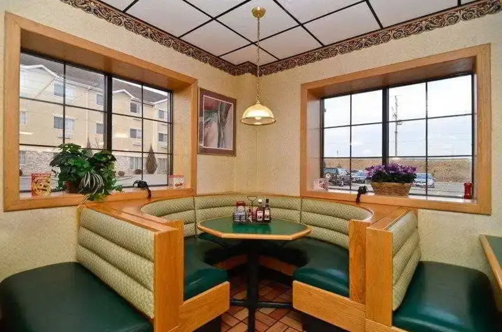 Best Western Napoleon Inn & Suites