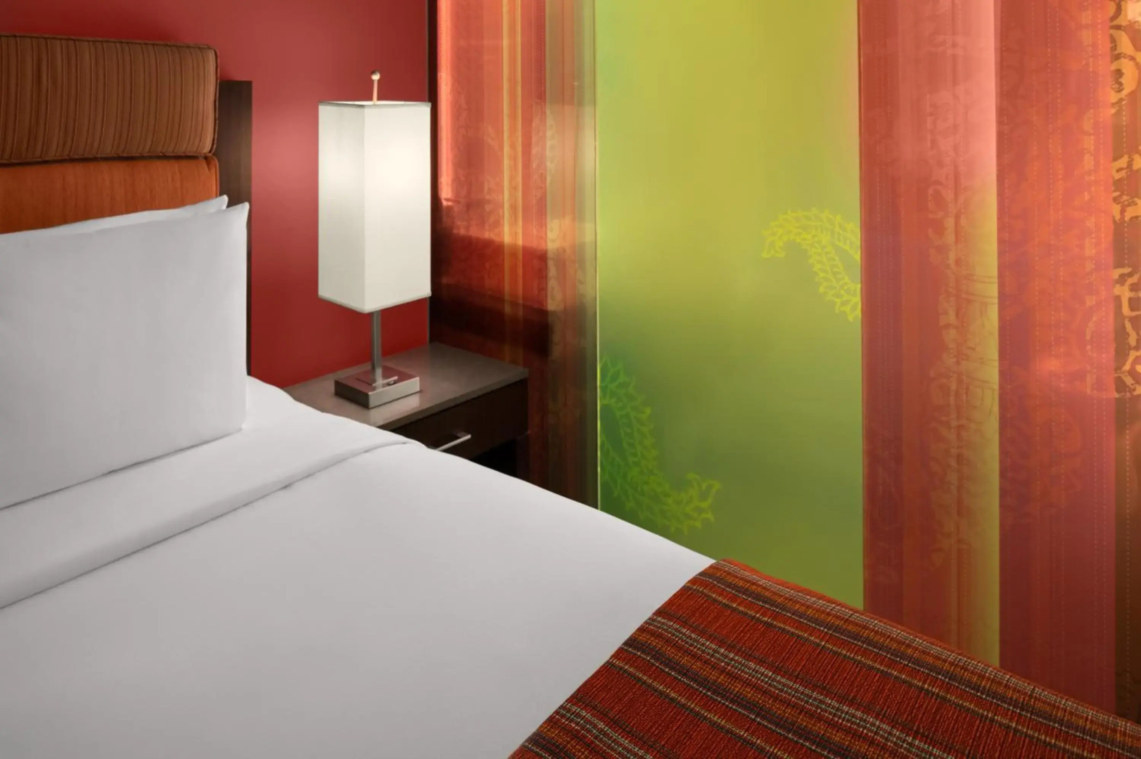 SIRTAJ - Beverly Hills