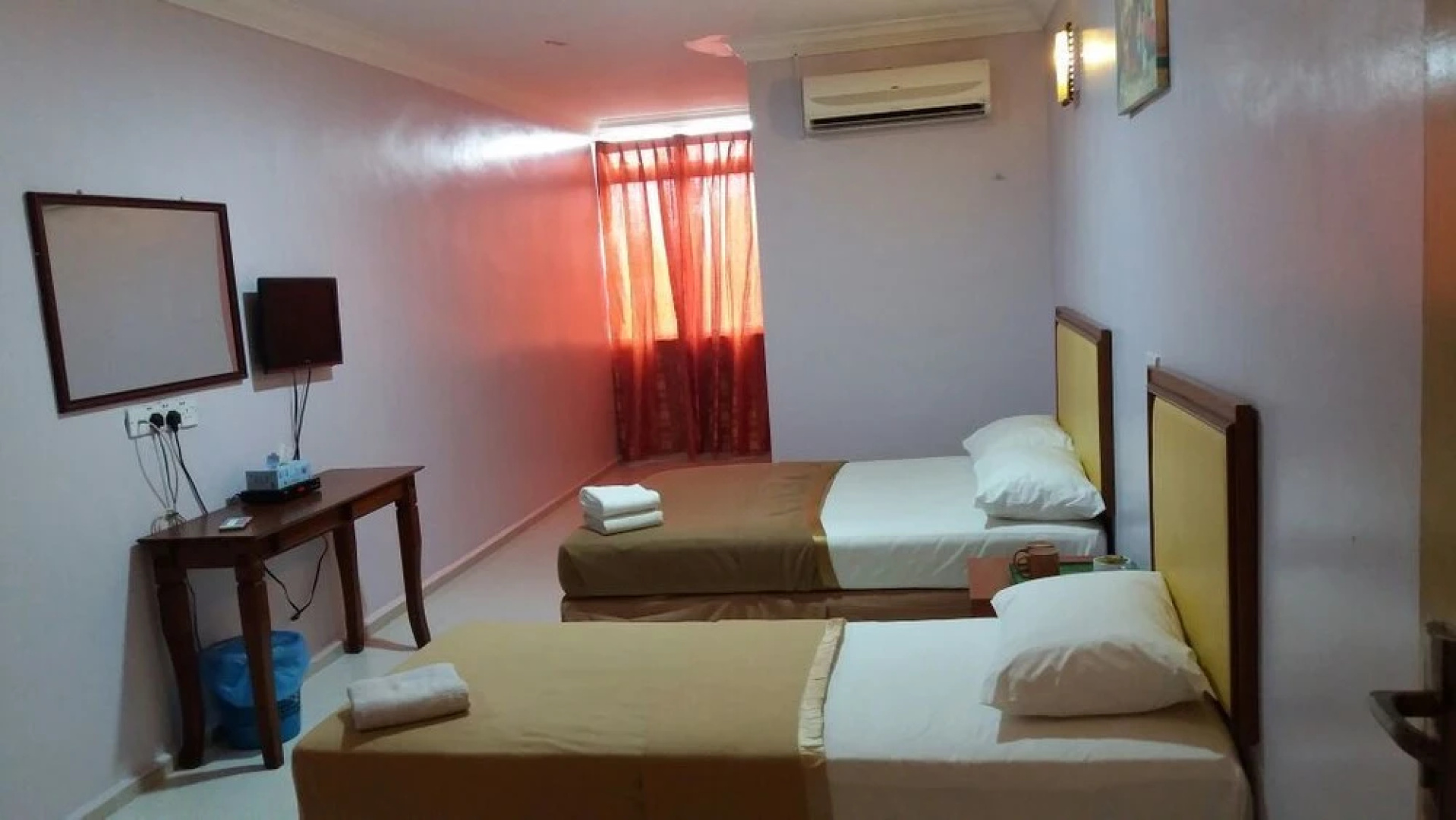Saujana Hotel And Restaurant