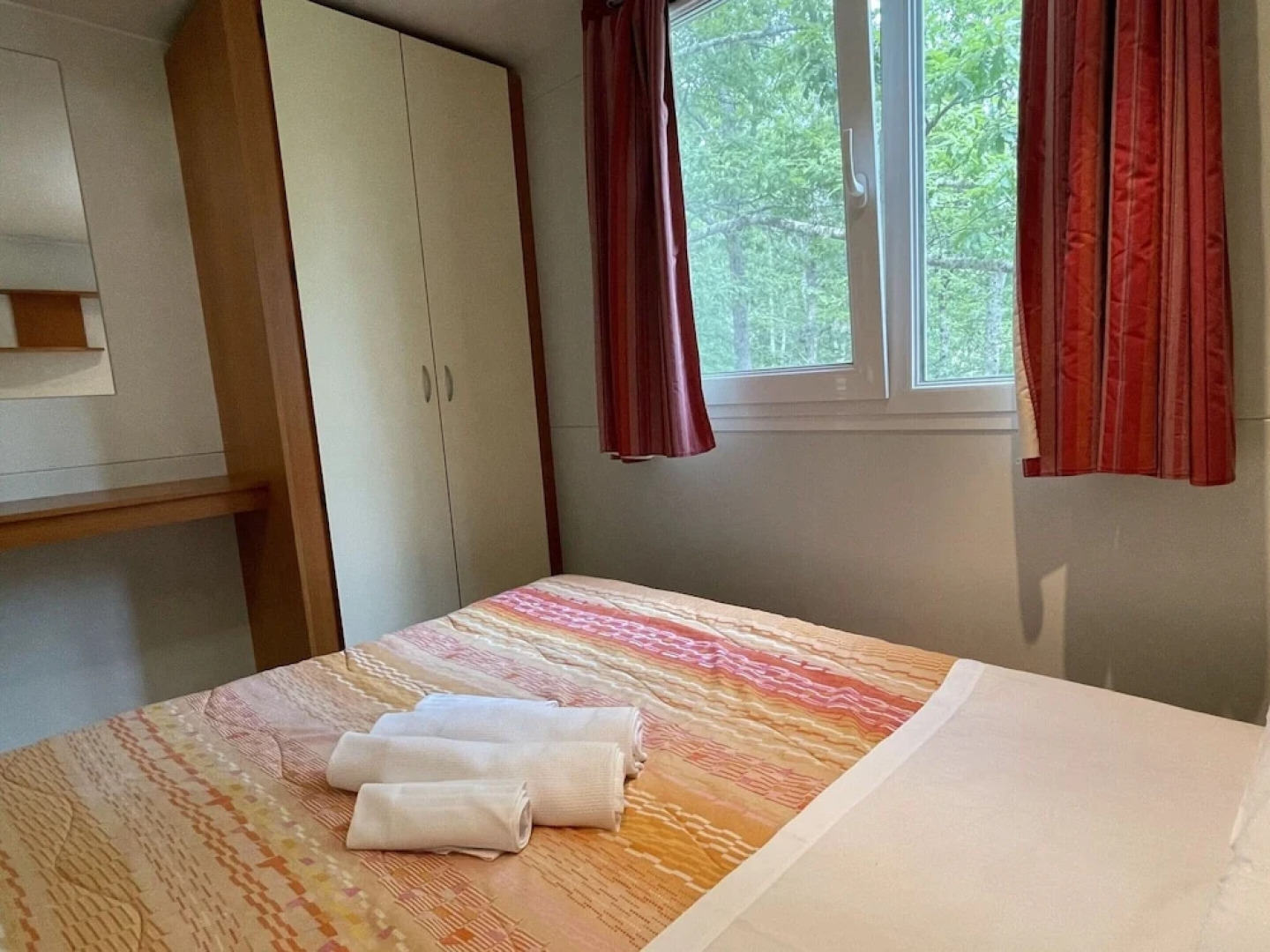 Cosy Mobile Home in Toscana With Shared Pool