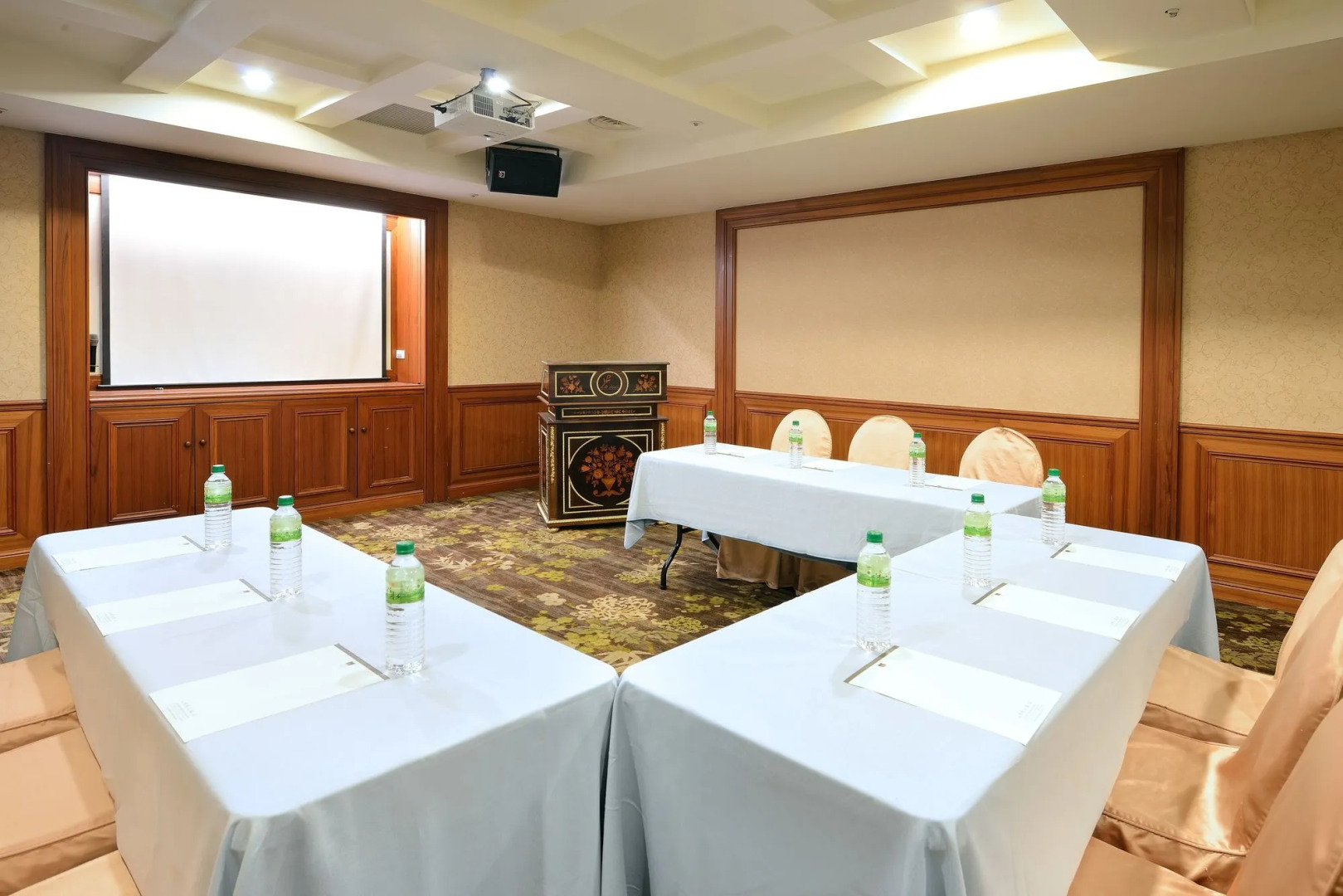 The Chitou Lemidi Hotel