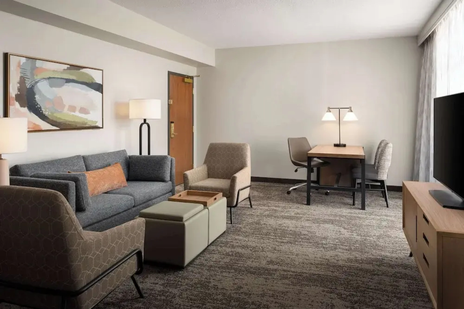 Embassy Suites by Hilton Hot Springs Hotel & Spa