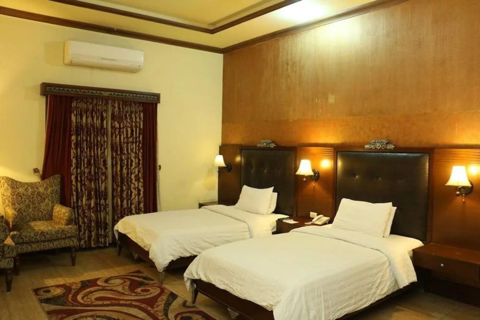 Garvaish Luxury Hotel