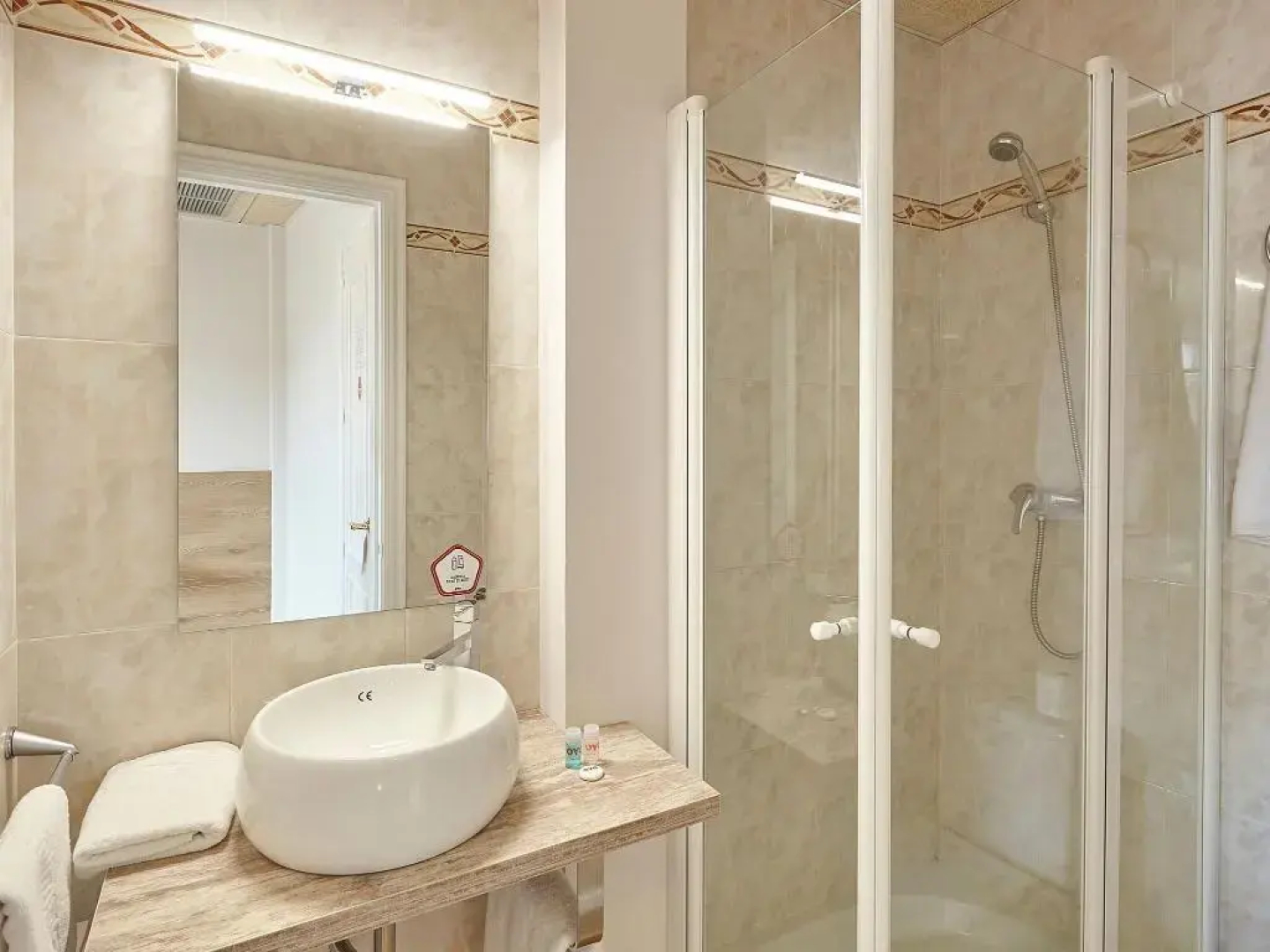 Hostal Nobadis