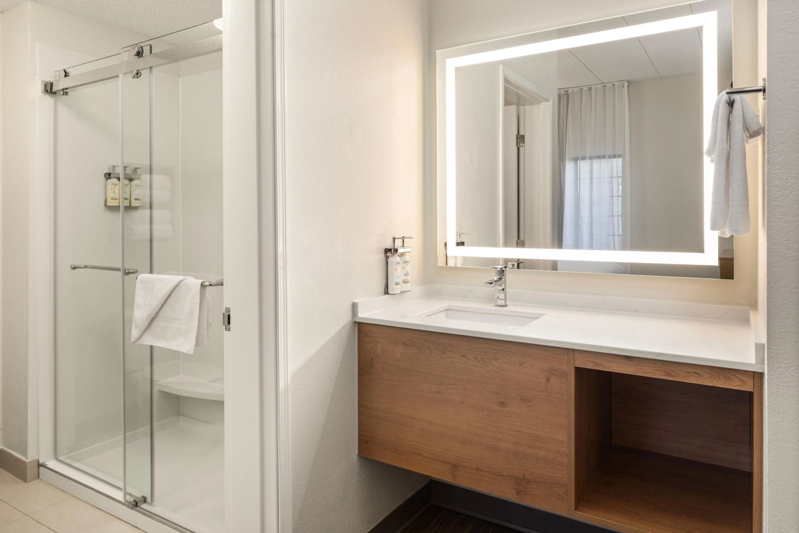 Staybridge Suites MPLS-Maple Grove/Arbor Lakes by IHG