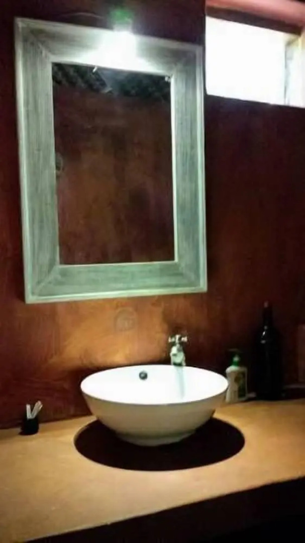 Mikoko Cove Ecolodge