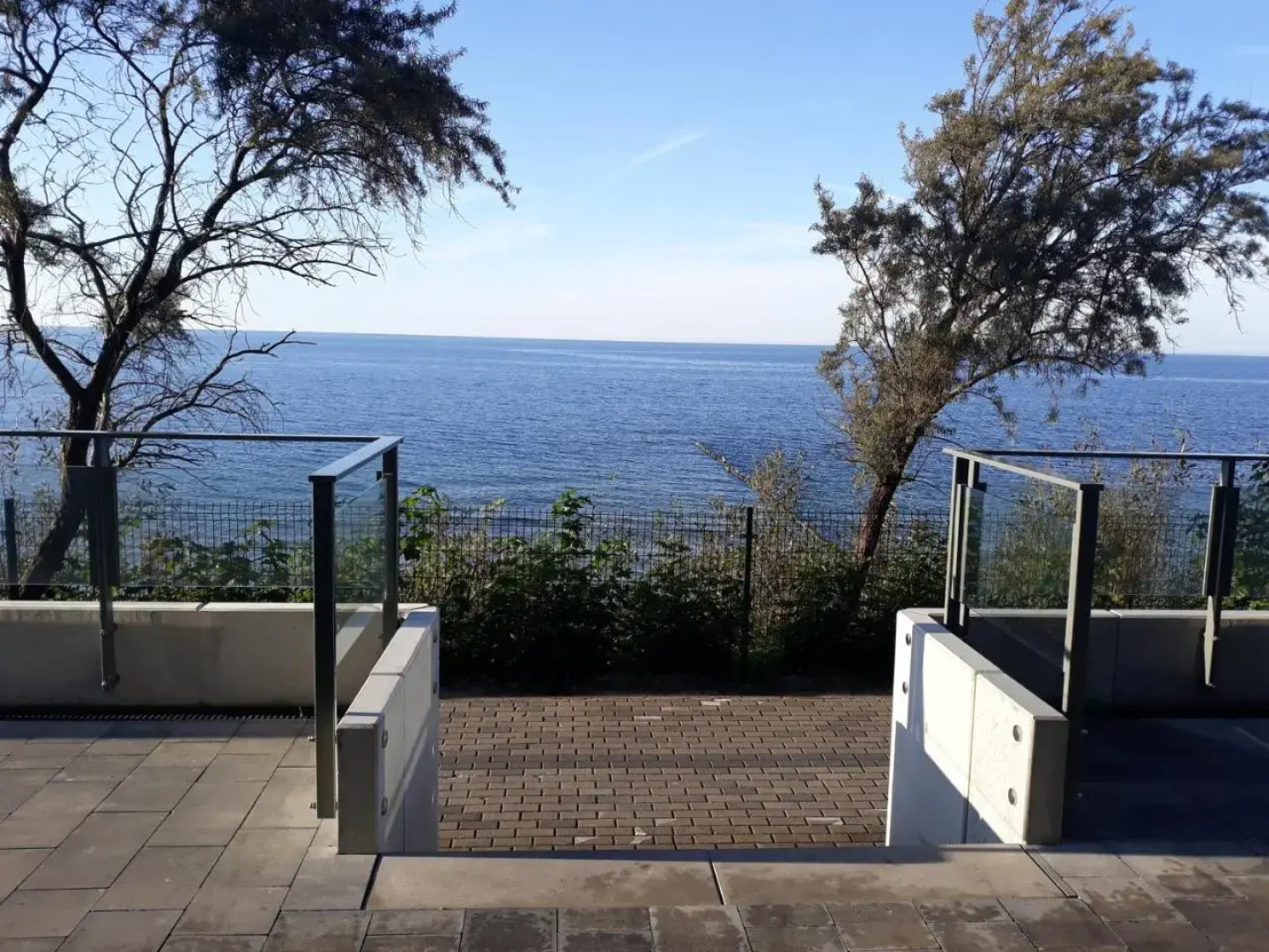 Sailor 7 Z bocznym widokiem na morze