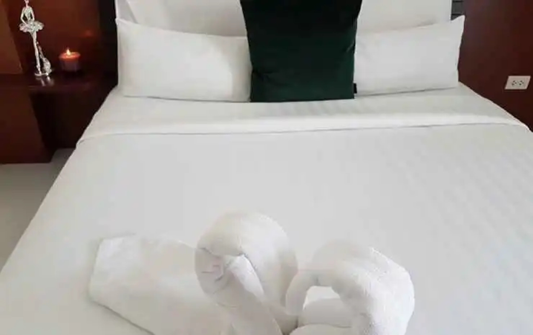 B.R.S. at Hotel Baanbumrungsuk