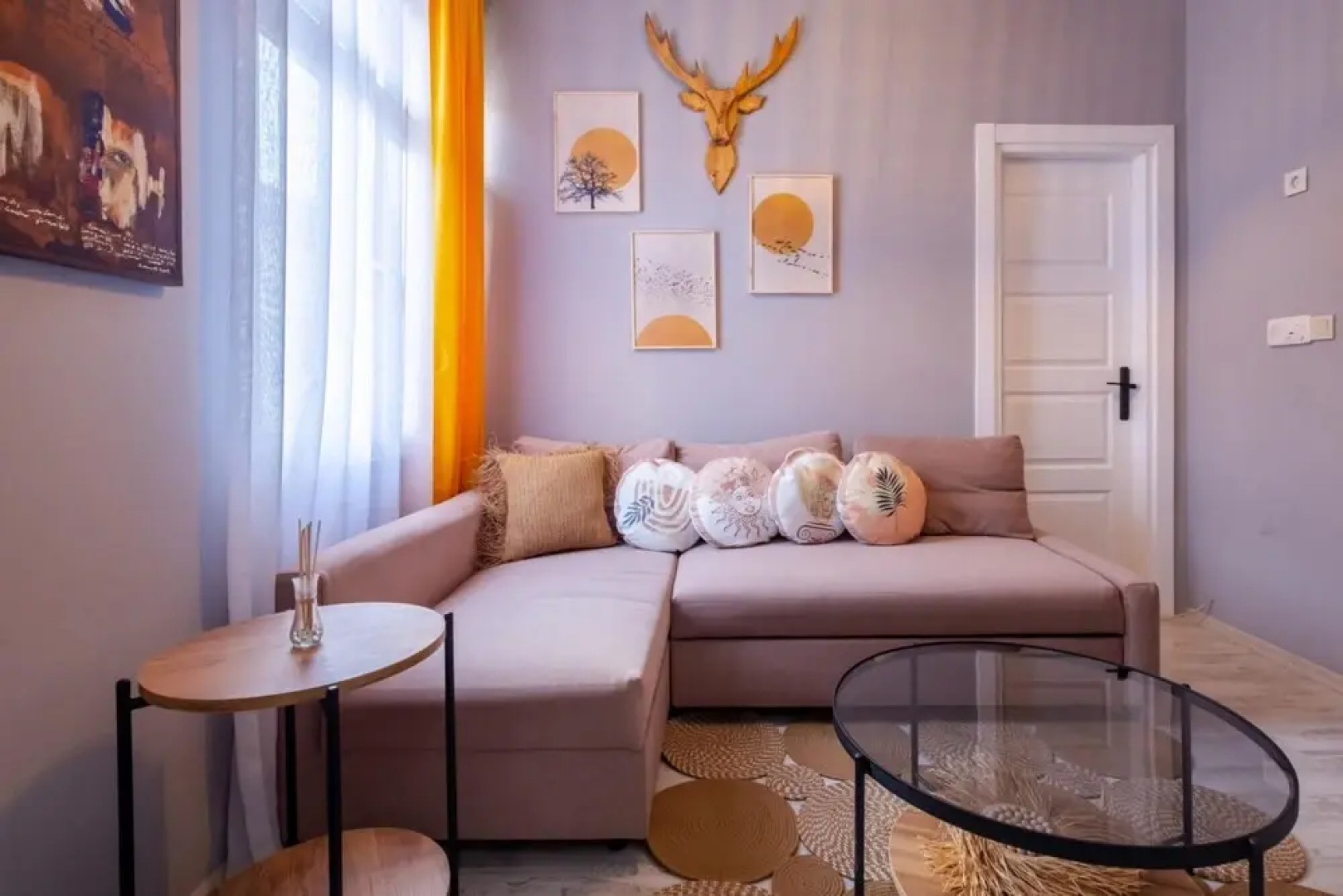 Spectacular Flat Near Bagdat Street in Kadikoy