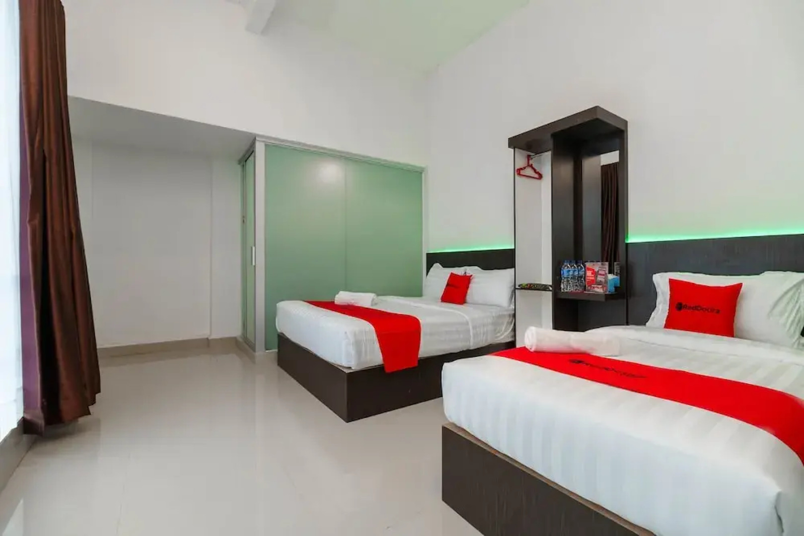 Reddoorz Syariah Plus Near Padang Luar Bukittinggi