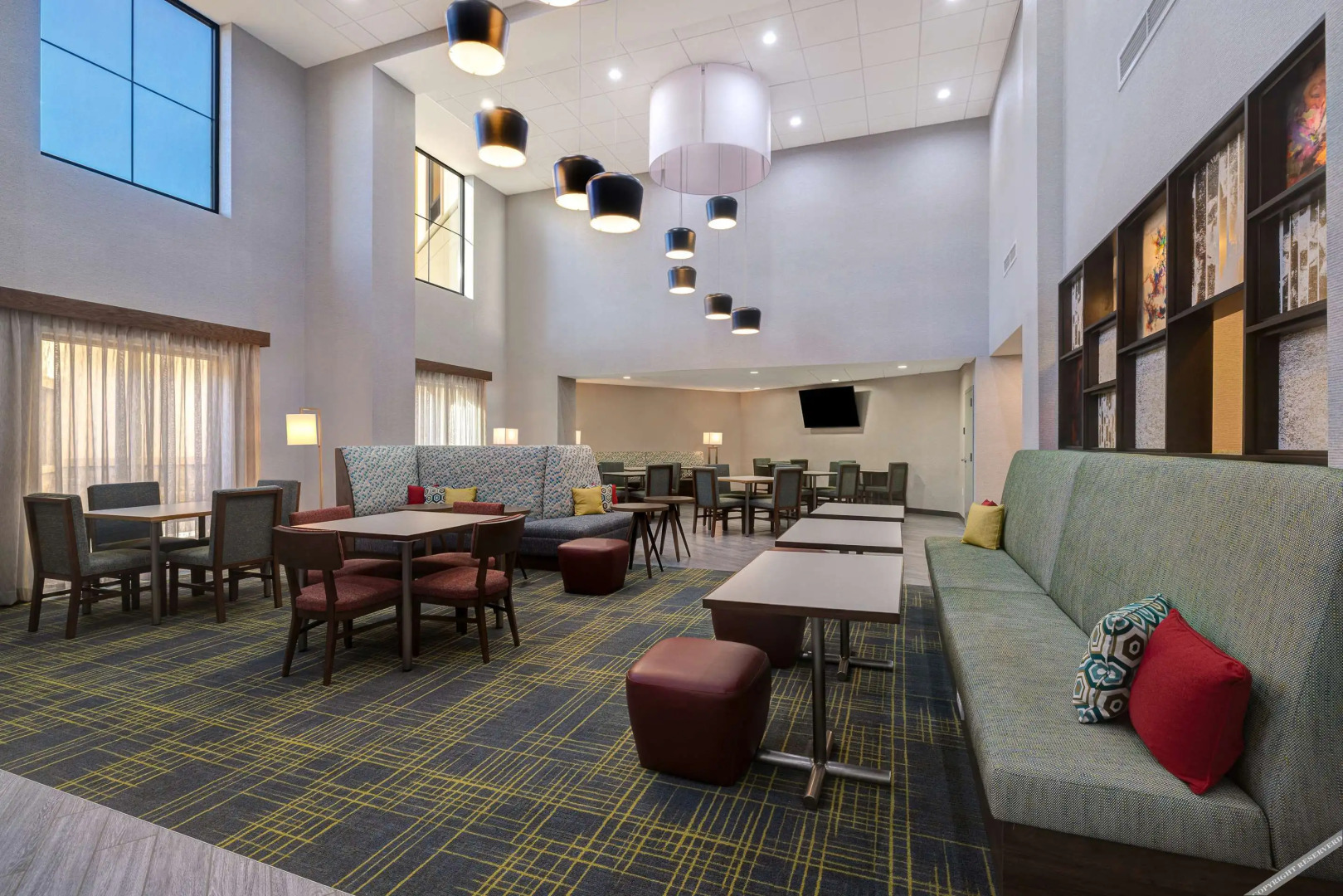 Hampton Inn & Suites Marina