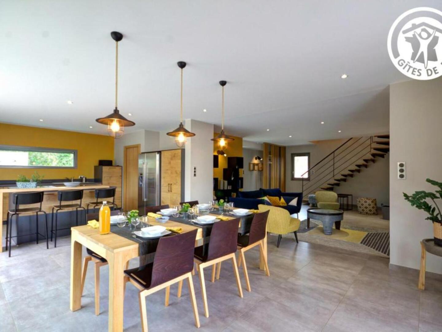 Gîte Montbrison, 4 pièces, 6 personnes - FR-1-496-157