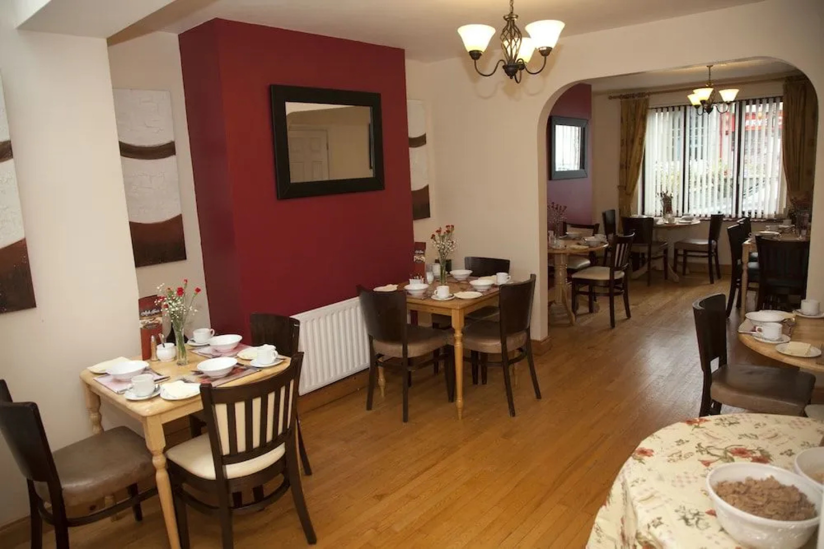 Arch House B&B and Apartments