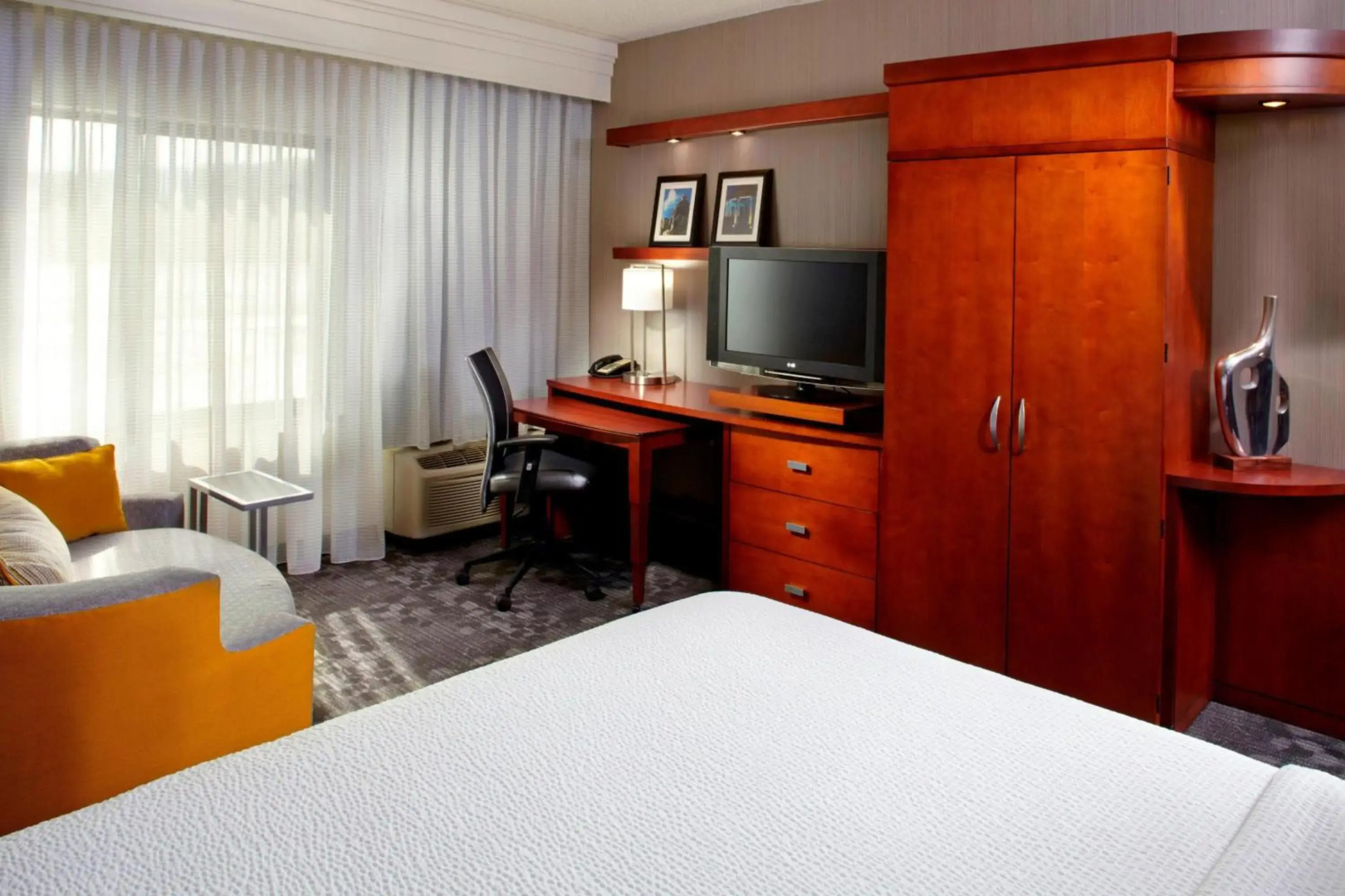 Courtyard by Marriott Dayton-University of Dayton