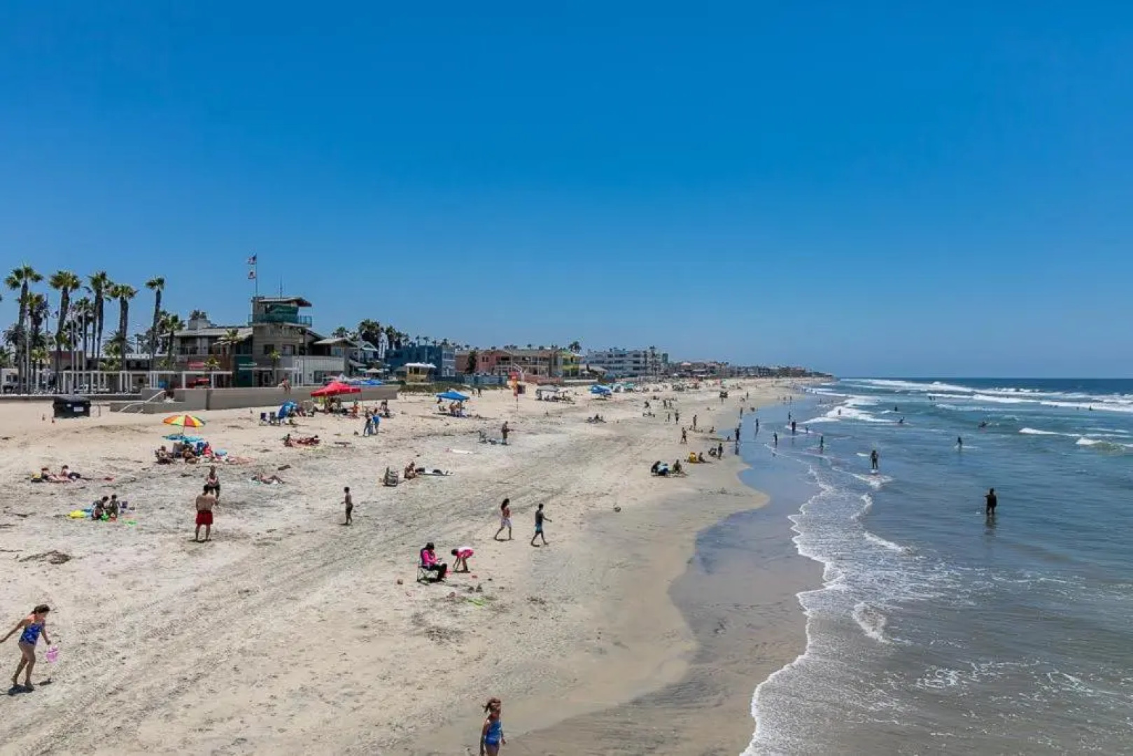 Ocean View 3 Bedrooms Condo, just steps from the park, pier & water!