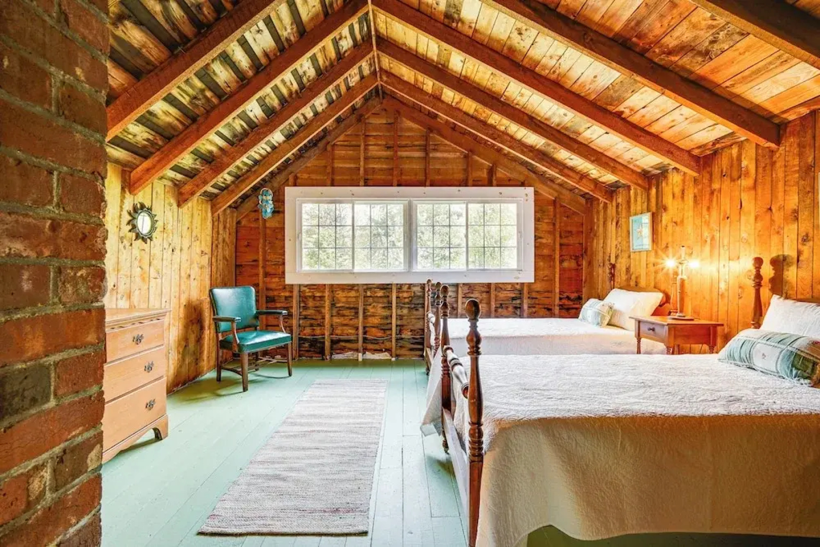 Rustic Marlboro Cottage: 4 Mi to Lake Raponda!
