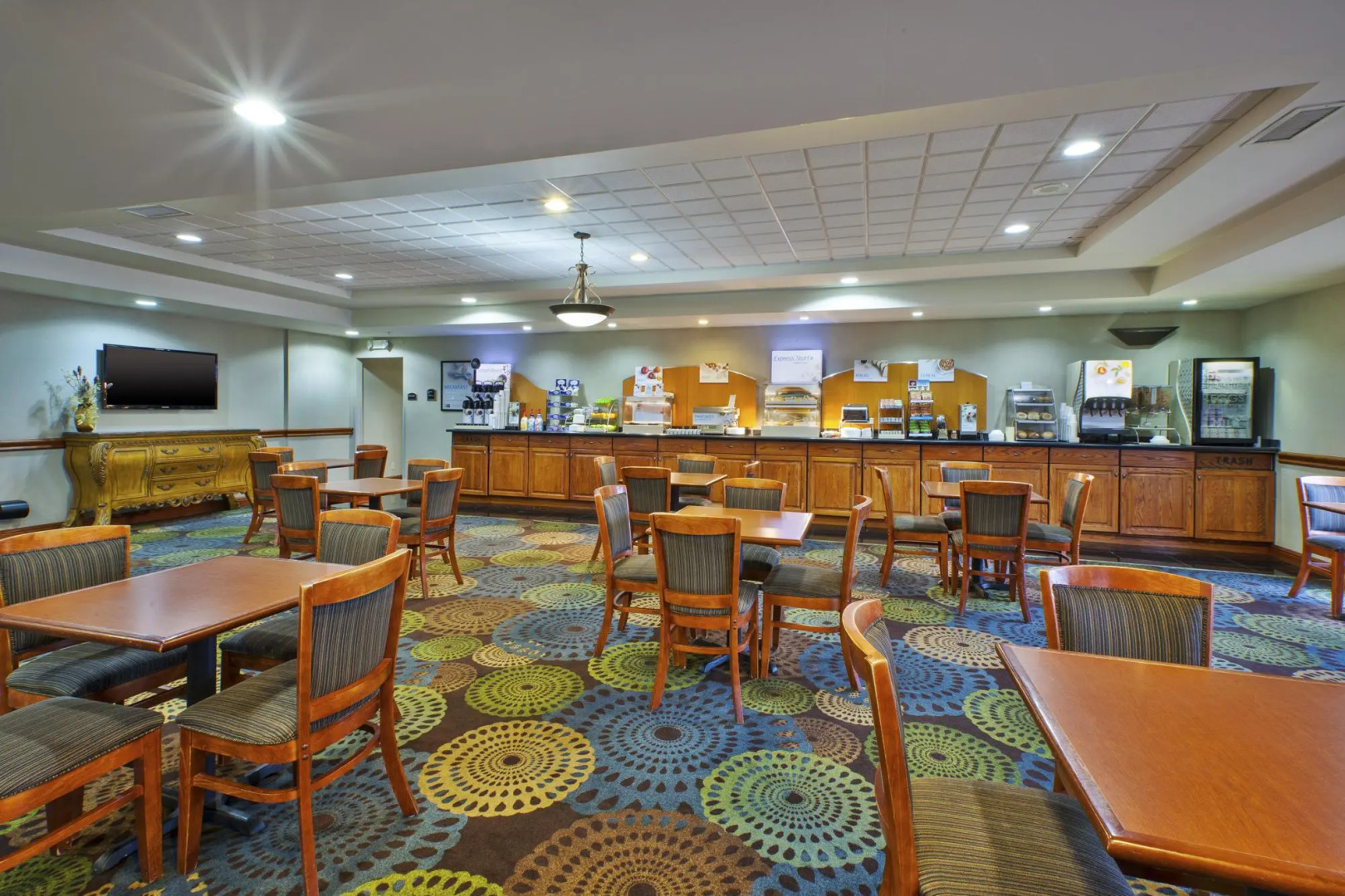 Holiday Inn Express Hotel & Suites Belleville by IHG