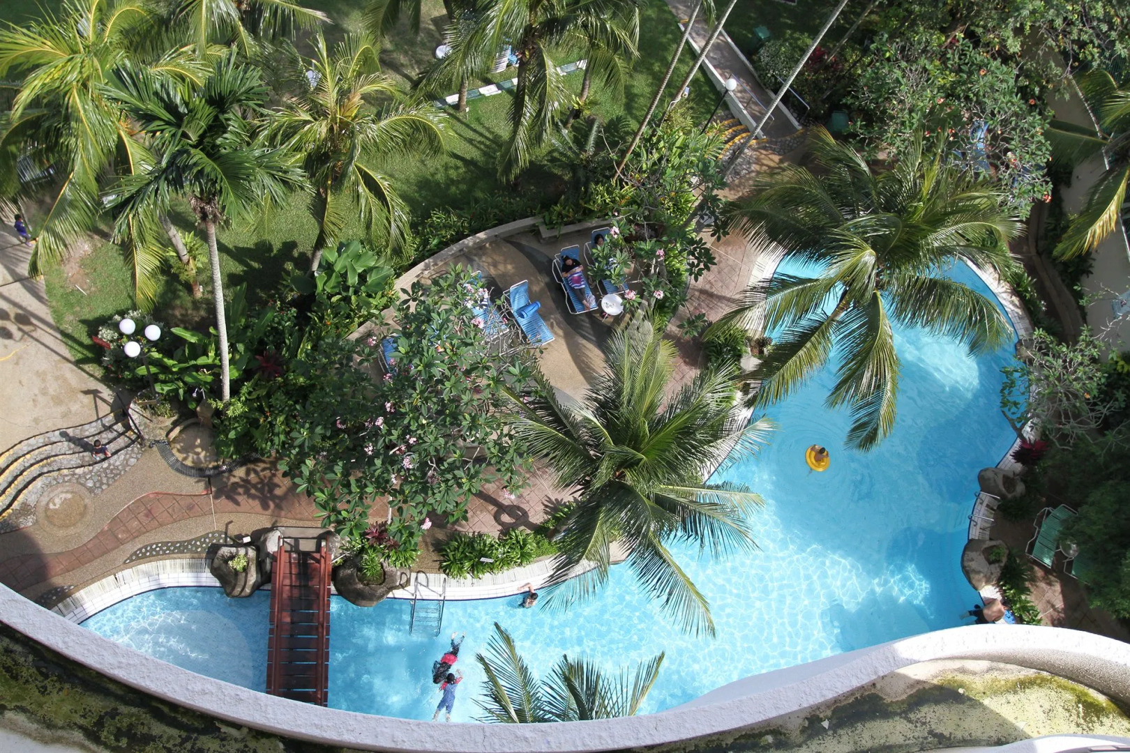 Rainbow Paradise Beach Resort