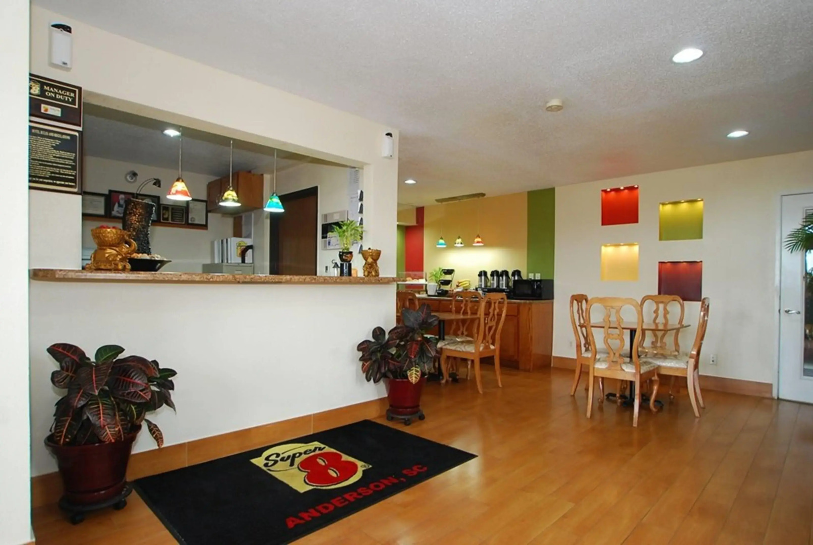 Super 8 by Wyndham Anderson/Clemson Area