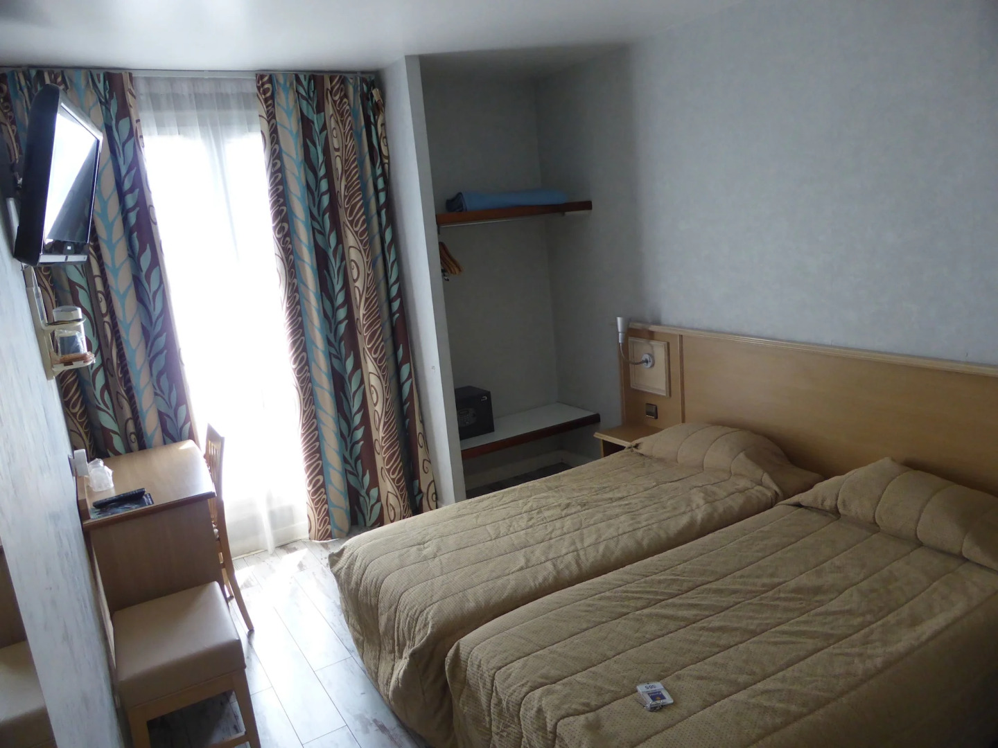 Hotel De Paris Saint Georges