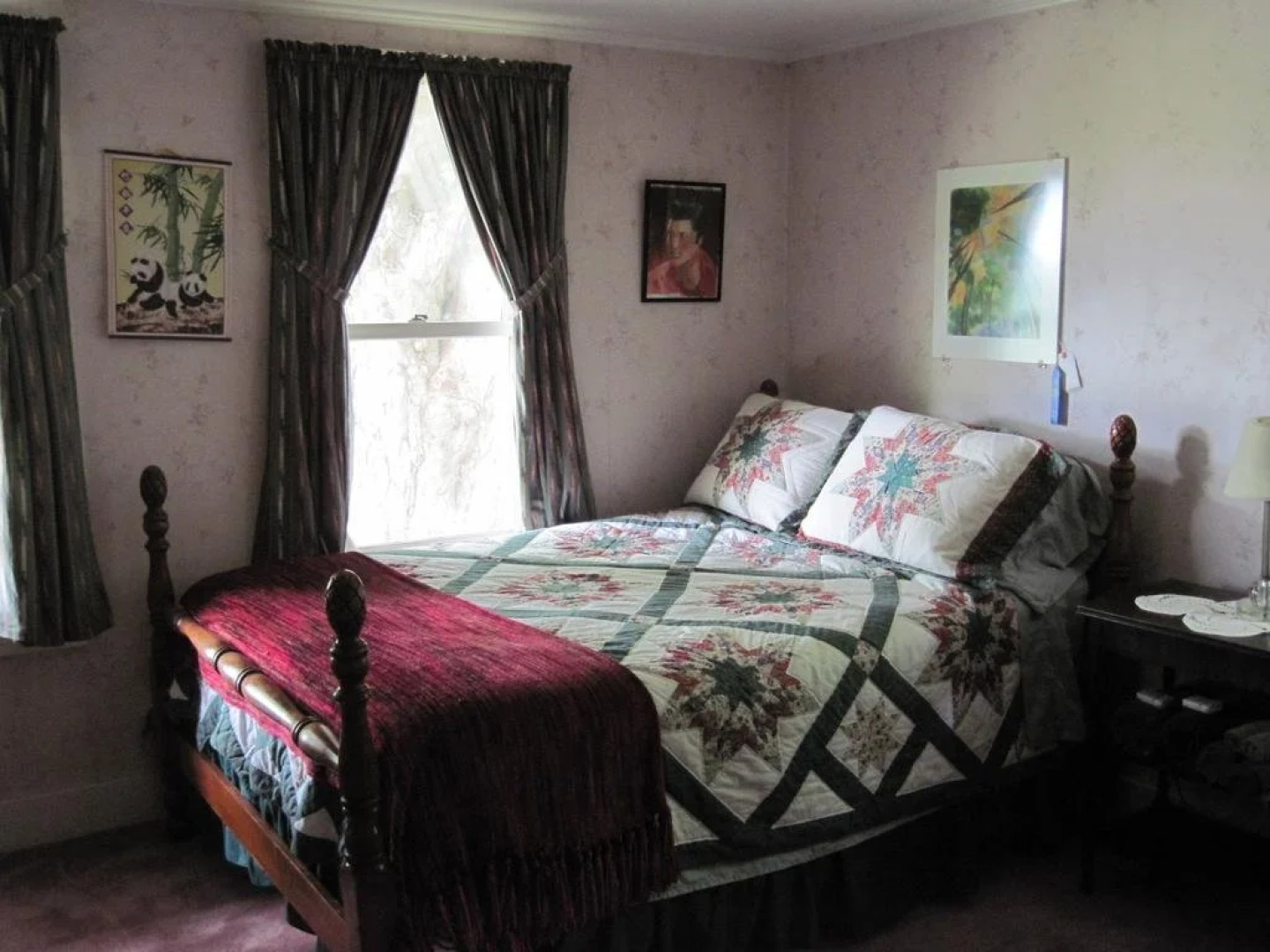 Maple House Bed & Breakfast