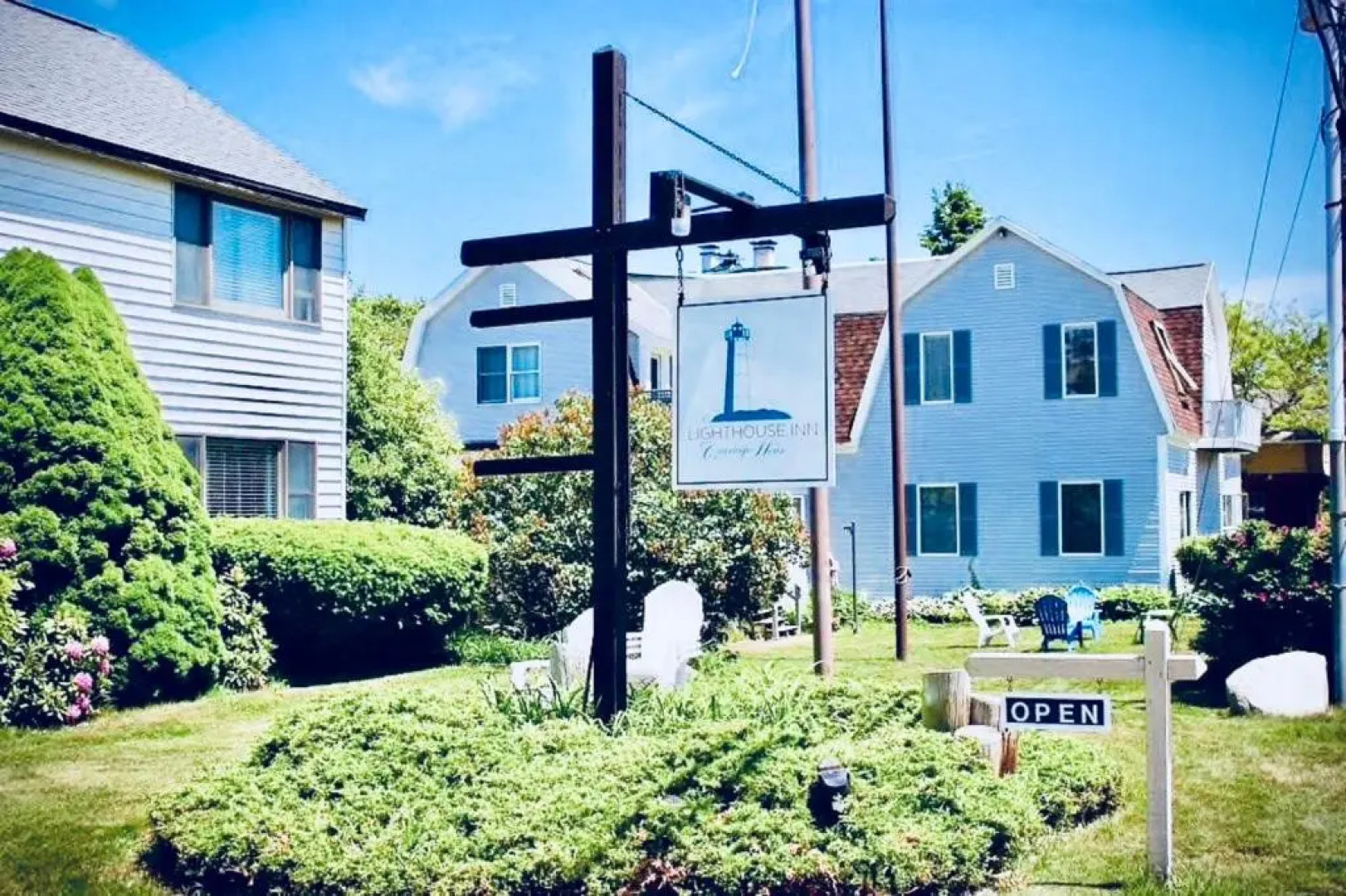 The Lighthouse Inn & Suites