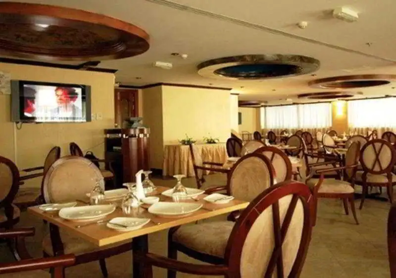 Royal Tulip Sharjah Hotel Apartments