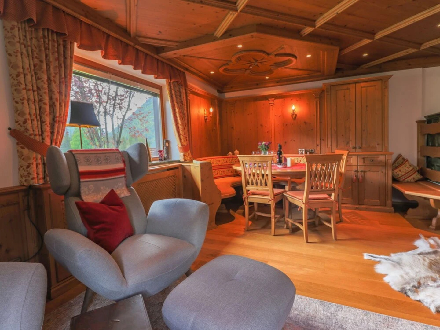 Quaint Holiday Home Tyrol With Garden