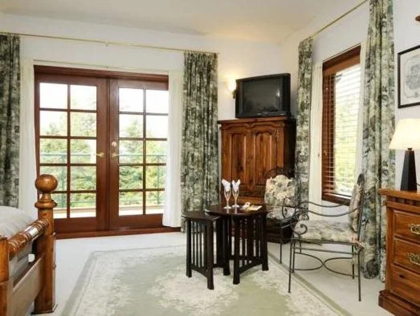 Furry Creek Bed & Breakfast