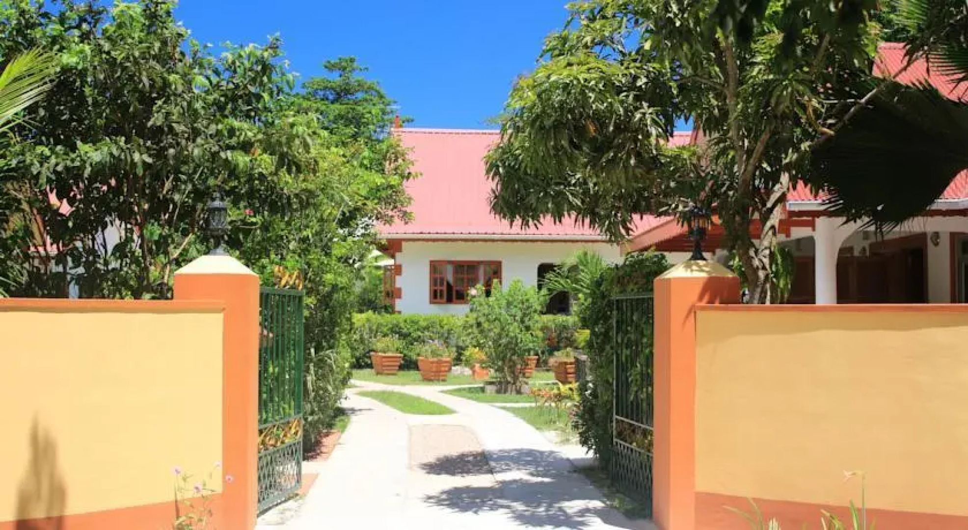 Veronic Self-Catering Guest House