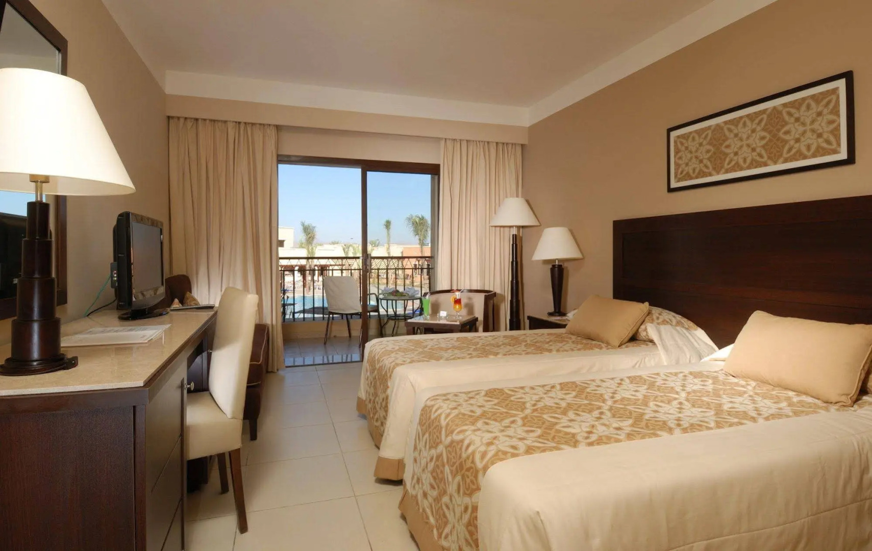 Sol Y Mar Dar El Madina