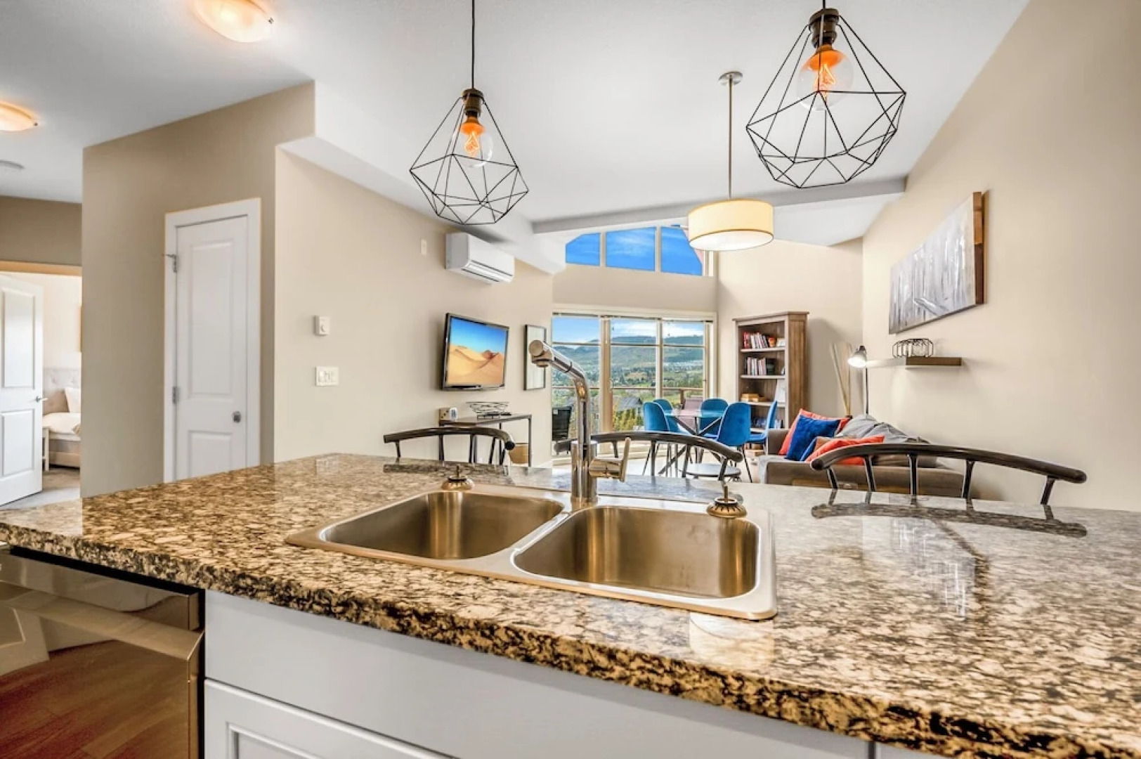 Top Floor Condo at Amenity Rich Resort