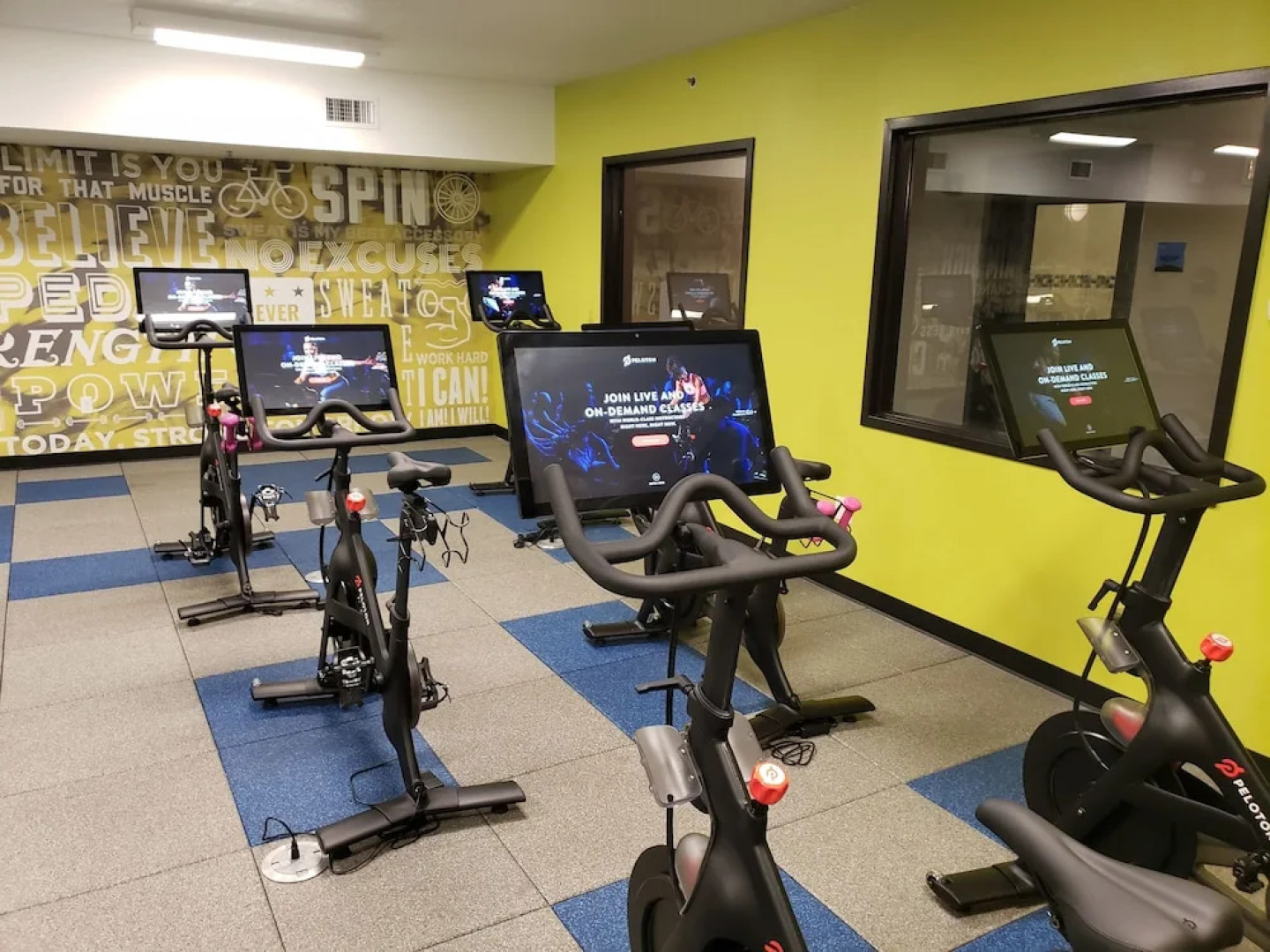 Domicile Suites at Harbor Steps