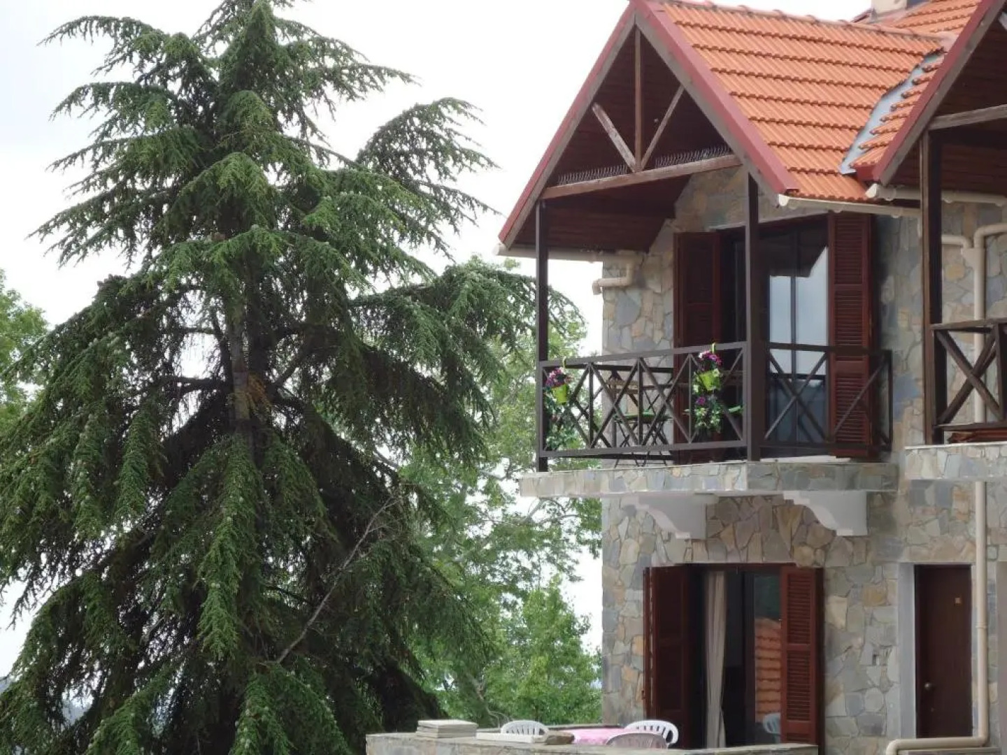 P.S.N. Platres Flats