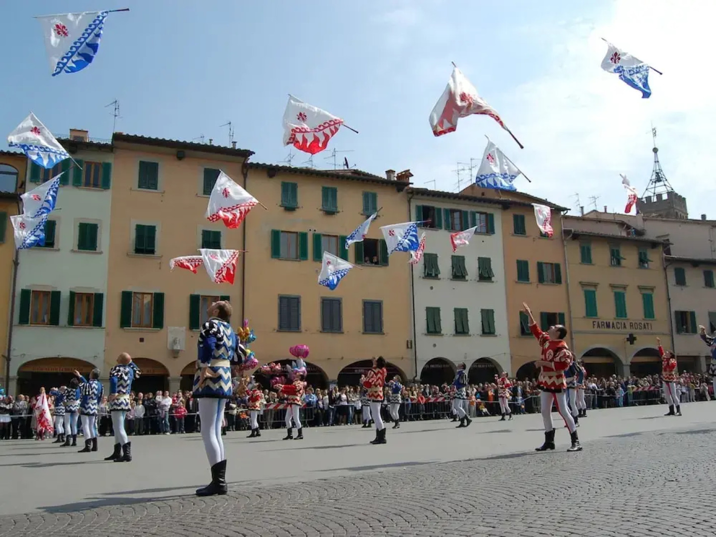 Attractive Apartment in Typical Tuscan Style
