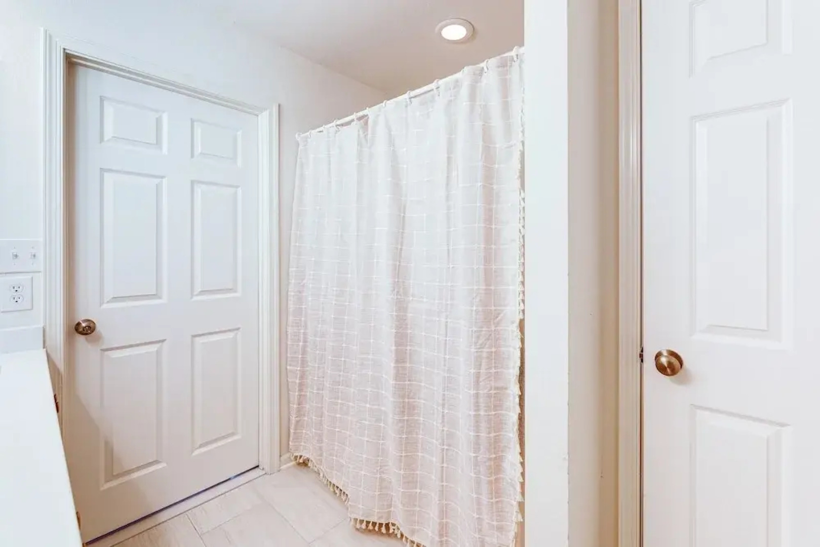 Bikes, Kayaks, Pool: Getaway 3 Mi to Bethany Beach