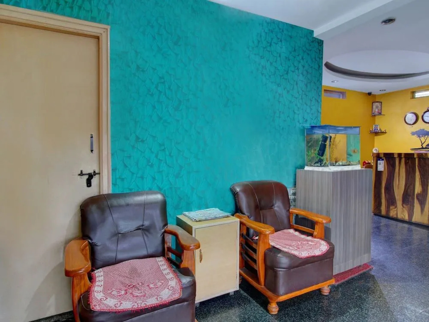 OYO 2420 Ashwa Comfort