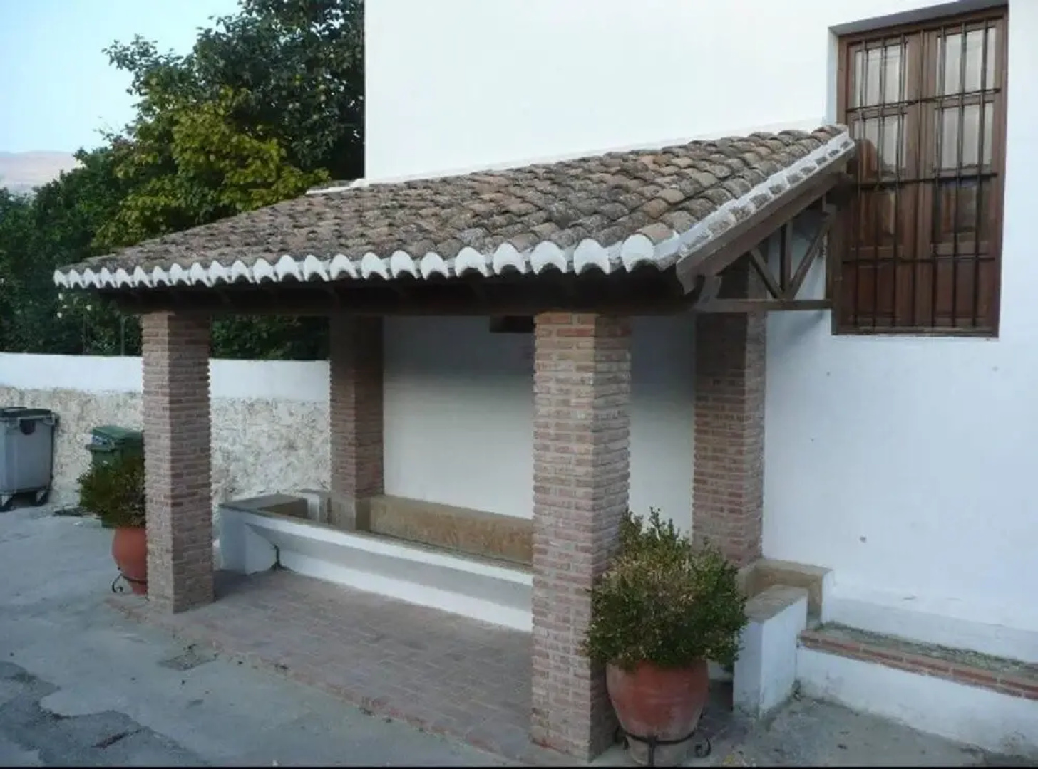 House With 2 Bedrooms in Pinos del Valle, With Terrace - 37 km From the Beach