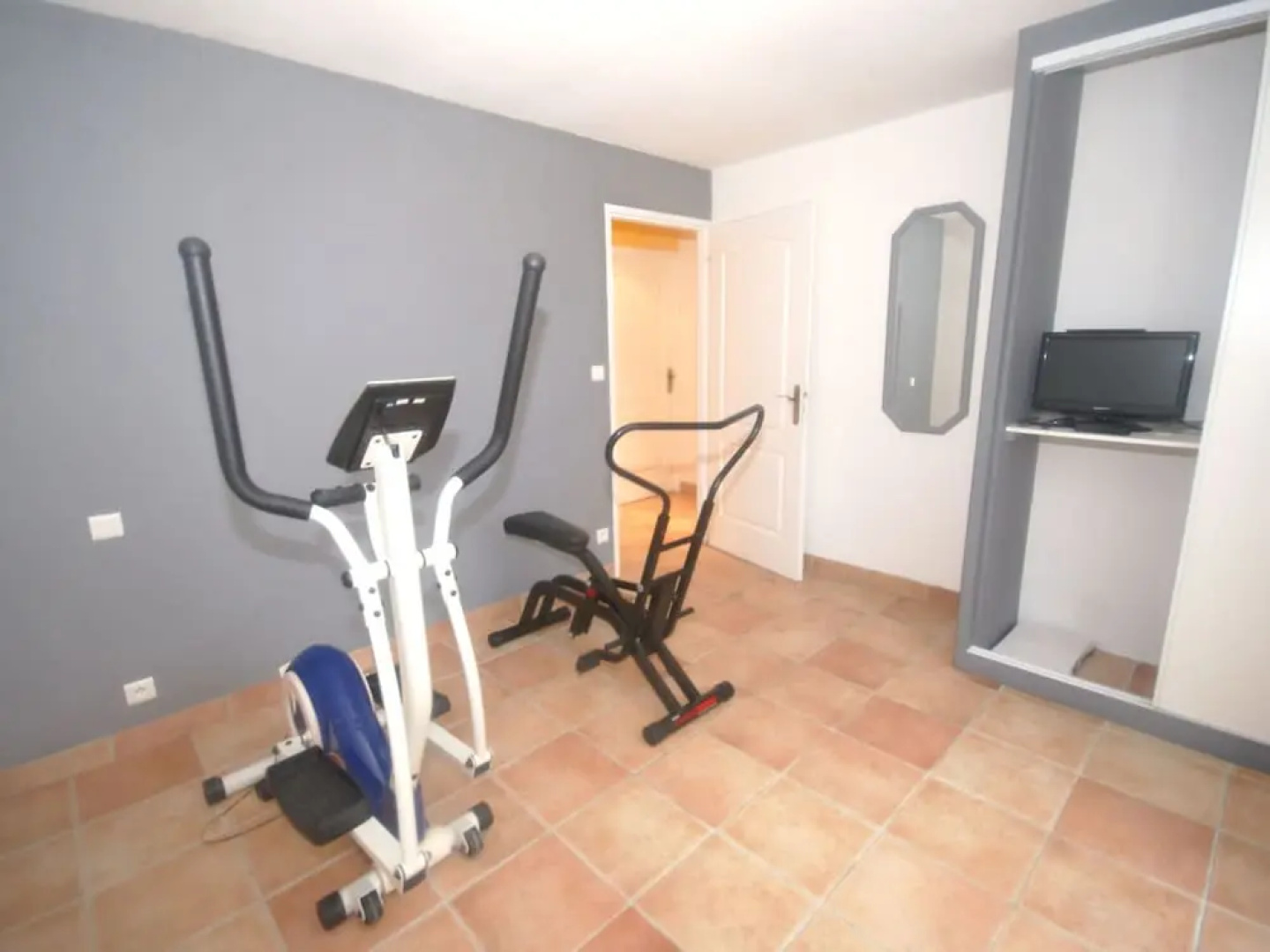 Beautifully Located Villa With Delightful Private Swimming Pool and Lovely View