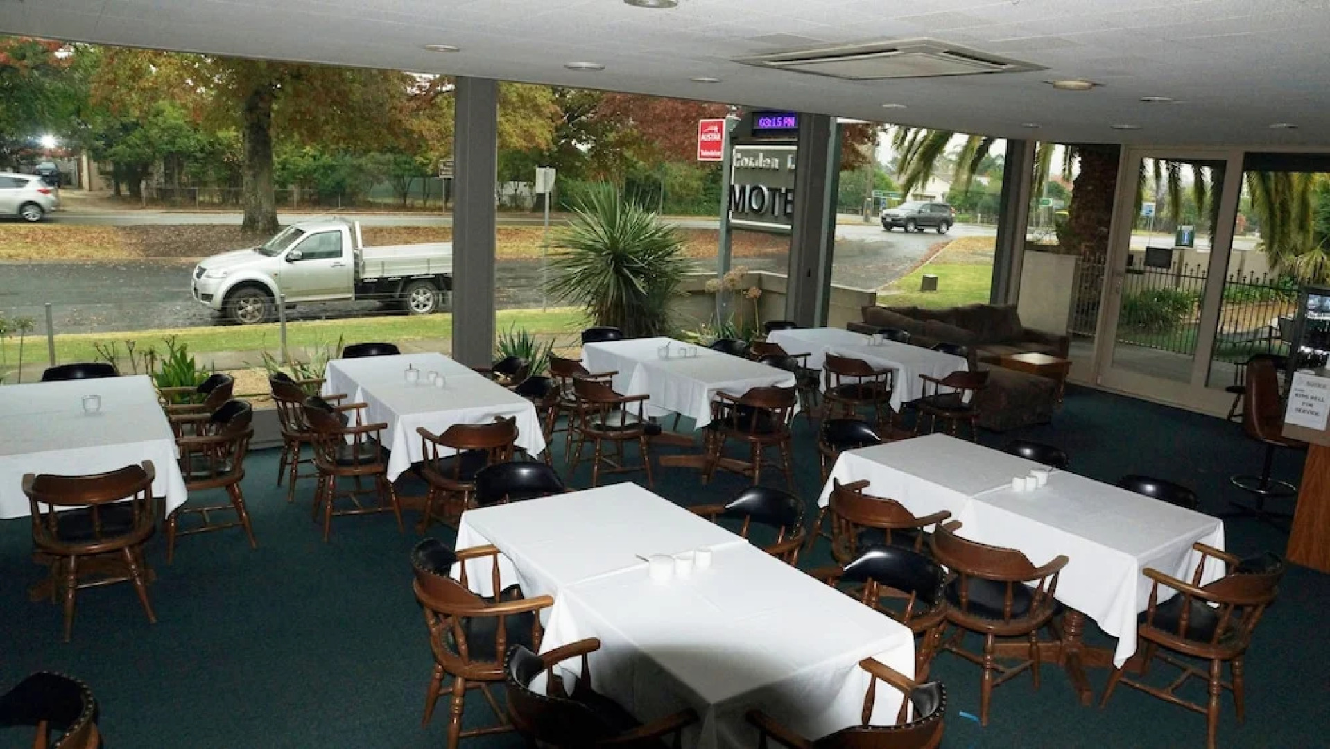 Golden Leaf Motor Inn