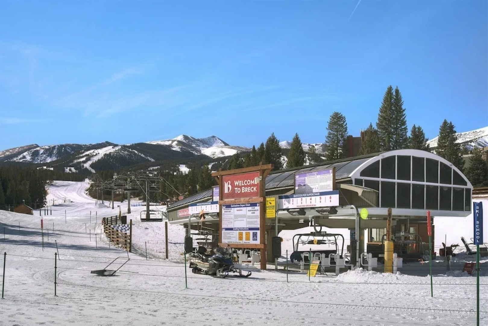 Chateaux Regalien by Ski Colorado