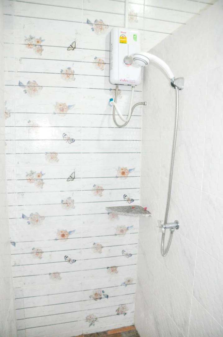 Heyday Singburi Hotel