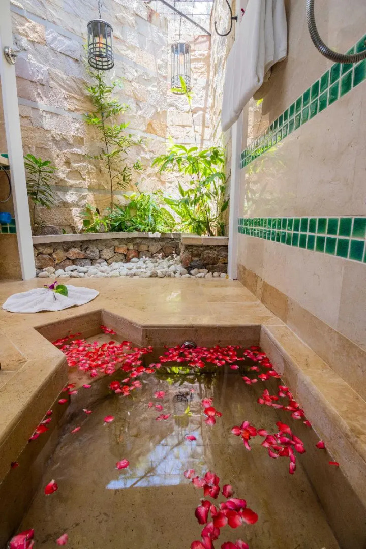 Отель Anavana Beach Resort