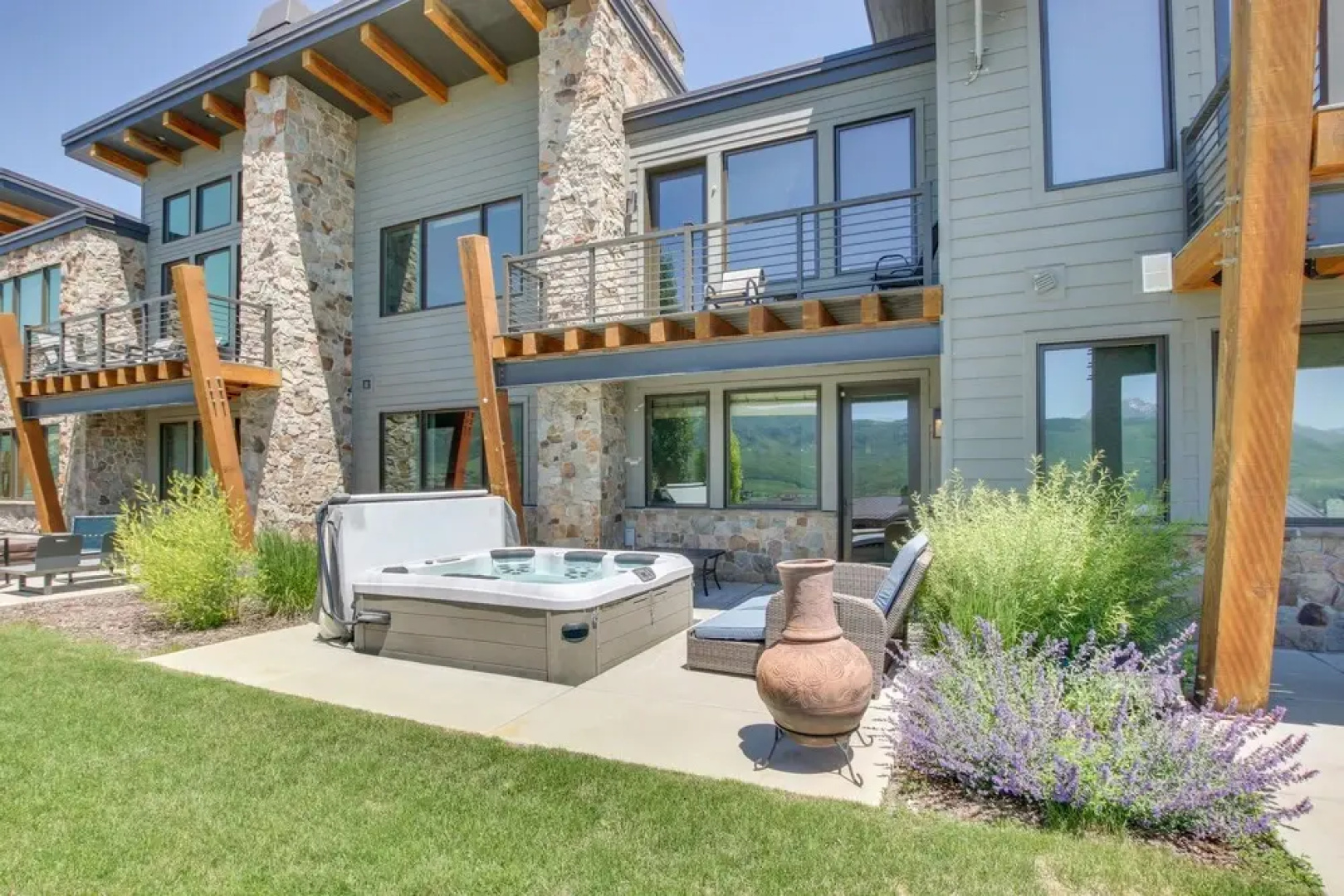 Powder Mountain Home w/ Private Hot Tub & Views!