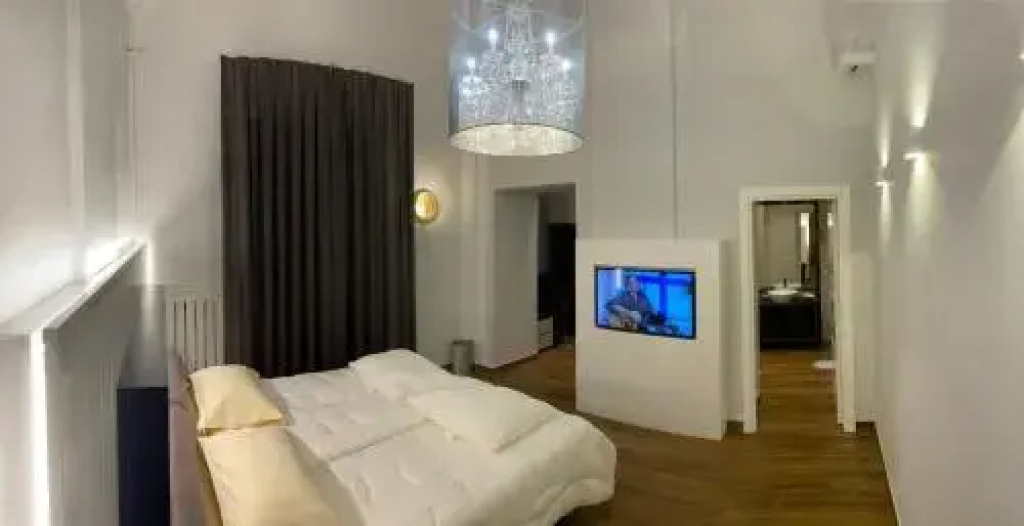 Tropicana Room Bed  Breakfast