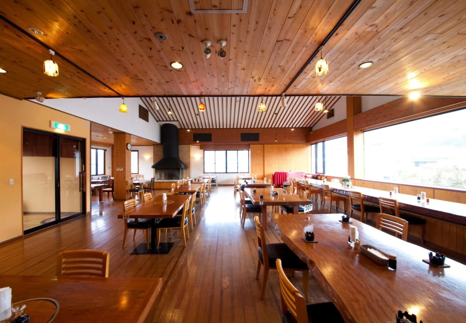 Yufuin Yawaraginosato Yadoya
