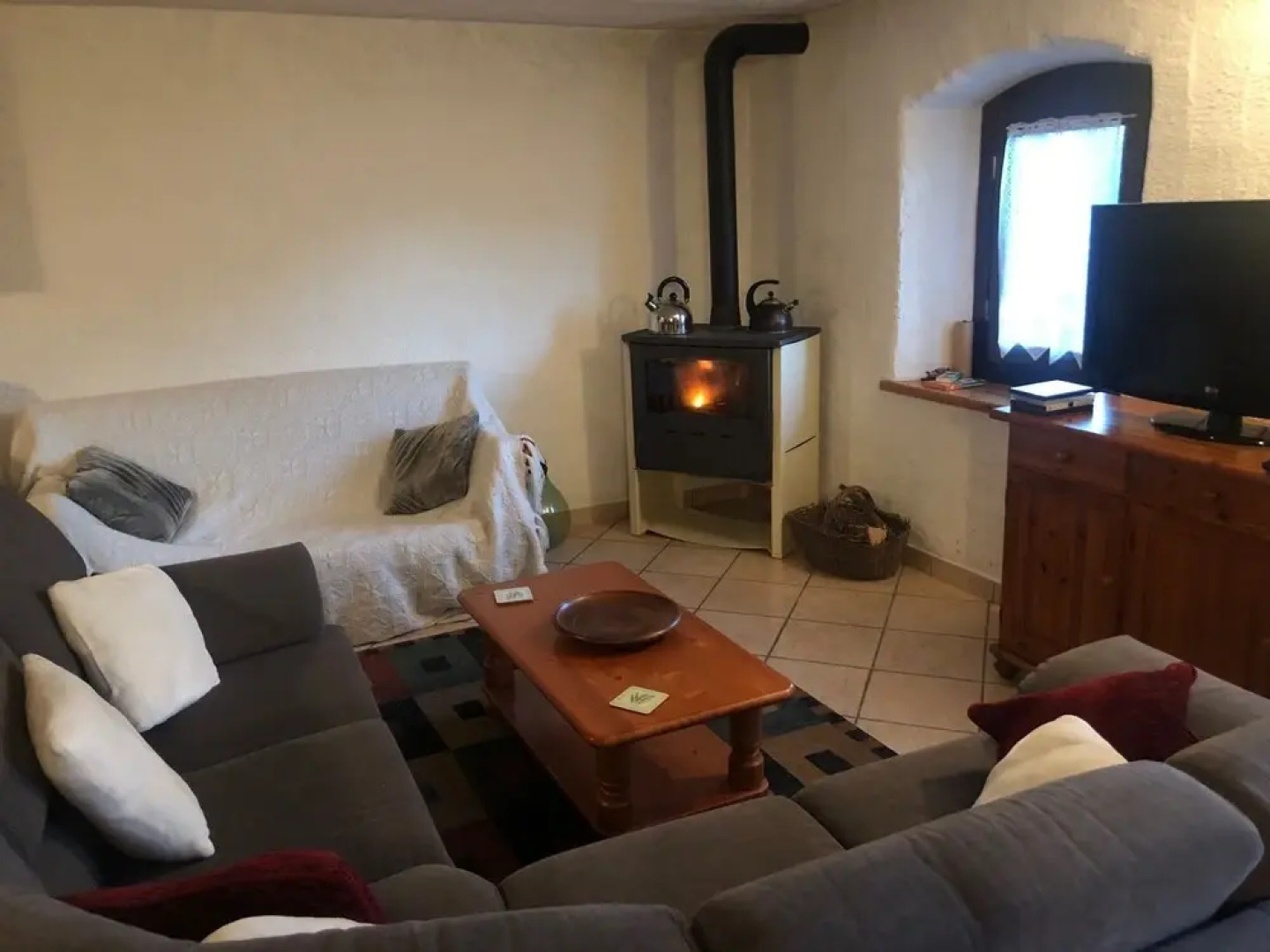 Malarz Alps Apartment by holidayngo